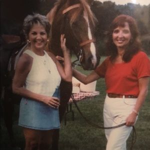 Meet your Posher, Linda